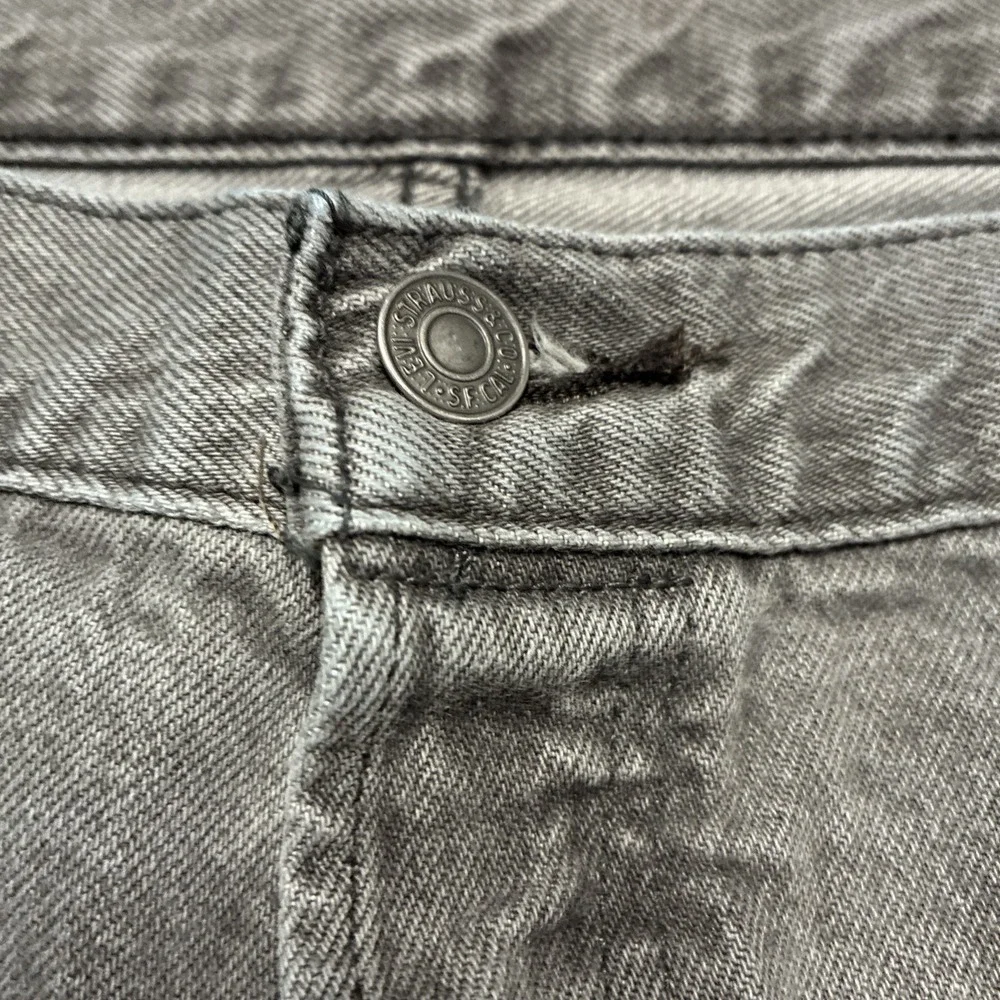 Levi's 501 Jeans Gray Mens‎ 40x 32 Straight Fit Red Tab Denim Button Fly